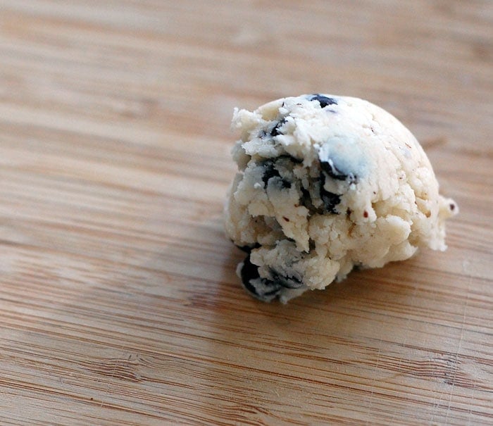 Stevia Chocolate Chip Shortbread